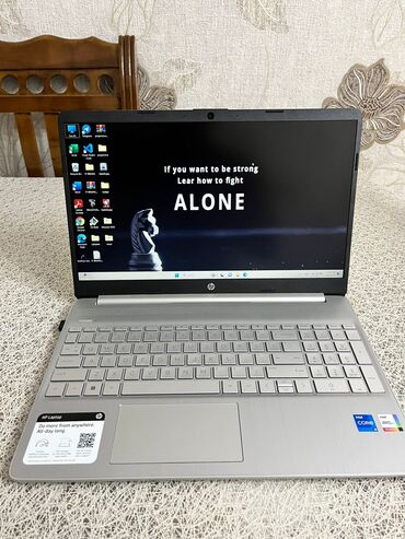 hp kartric: İşlənmiş HP 15 ", Intel Core i5, 256 GB, Ünvandan götürmə