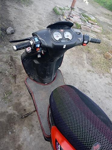 Скутеры: Скутер 50–80 см³ (класс 2T, вариатор) - Кузов спорт-стайл: передняя — 3