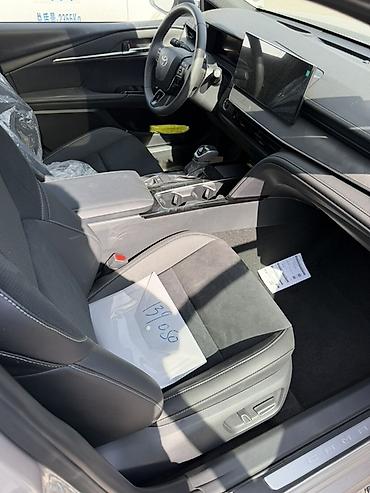 Toyota: Toyota Avalon: 2023 г., 2 л, Вариатор, Гибрид, Седан — 8