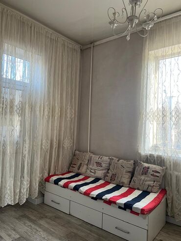 Долгосрочная аренда квартир: 3 комнаты, Риэлтор, Без подселения, С мебелью полностью