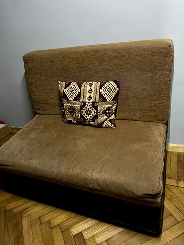 диван в стиле лофт: Диван, Б/у, Нераскладной, Без подьемного механизма, Нет доставки