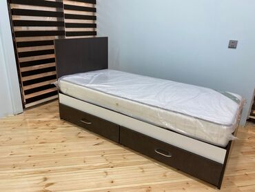 Çarpayılar: Təknəfərlik çarpayı, Bazasız, Matras ilə, Siyirməli — 9