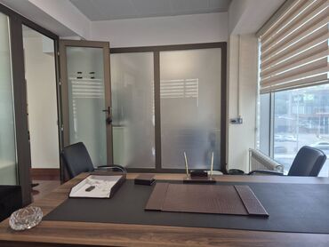 Ofislər: Xətai metrosuna piyada məsafədə. Xətai Rayonu, Heydər Əliyev, 8 — 14