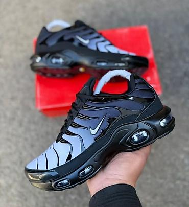 Patike: Tn Nike 
36-41
41-46
3700 din — 8