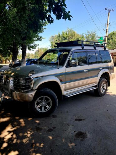 Mitsubishi: Mitsubishi Pajero: 1992 г., 3 л, Автомат, Газ, Внедорожник