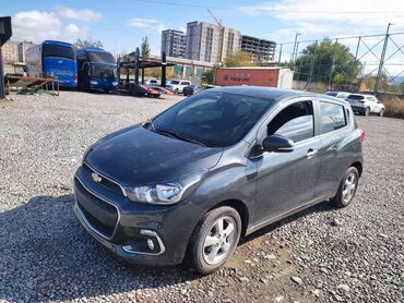 продаю митсубиси: Chevrolet Spark: 2017 г., 1 л, Автомат, Бензин