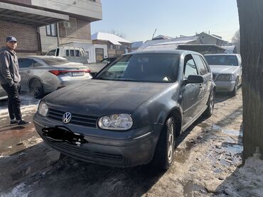 нехия 2: Volkswagen Golf: 2002 г., 1.6 л, Механика, Бензин, Хэтчбэк