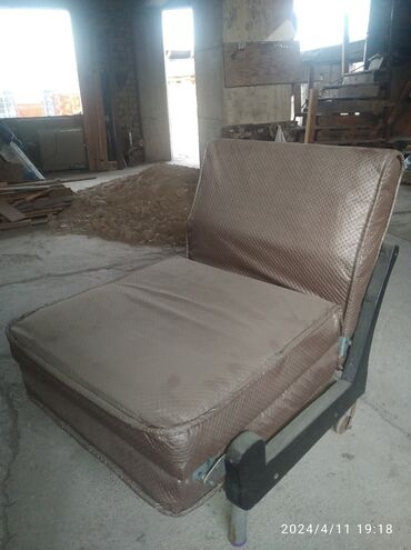 подушка на кресло: Кресло-кровать