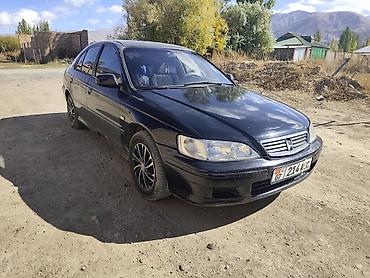 Продажа авто: Honda Accord: 2000 г., 1.8 л, Механика, Бензин, Хэтчбэк — 2