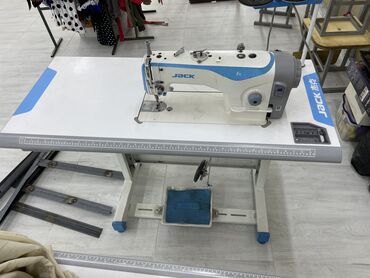 Швейные машины: Продаю прямострочные швейные машинки Состояние хорошее Работали в