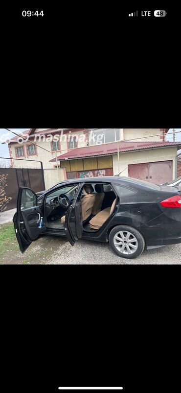 Ford: Ford Fiesta: 2011 г., 1.6 л, Автомат, Бензин, Седан