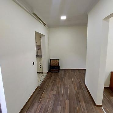 yeni gunəsli evlər: 2 otaq emircan qesebesi kohne suraxani Tam store 31 ci bölmeye yaxin — 7