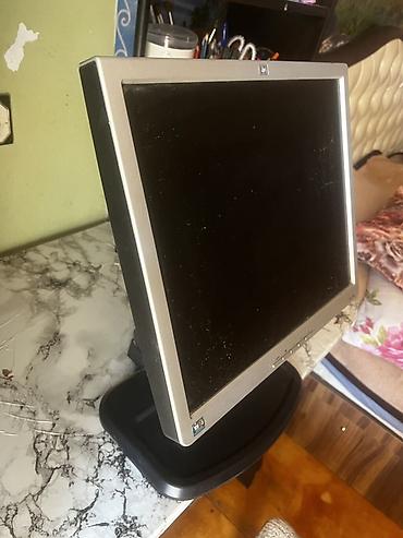 samsung 17: HP L1740 LCD Monitor - Ekran: 17 düym, kvadrat (5:4) format - Panel — 3