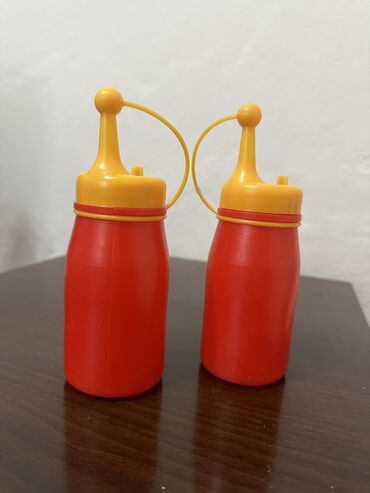 держатель для бутылки: Пластиковые бутылки