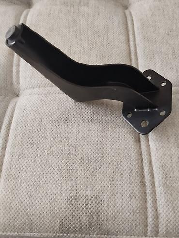 boya seti: Metal divar/oynaq dayağı – dekorativ S formalı. - Material — 1