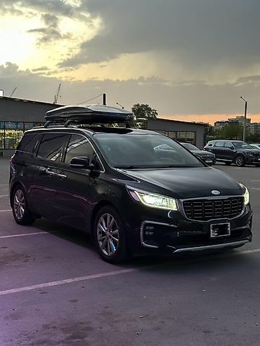 Kia: Kia Carnival: 2019 г., Минивэн — 10