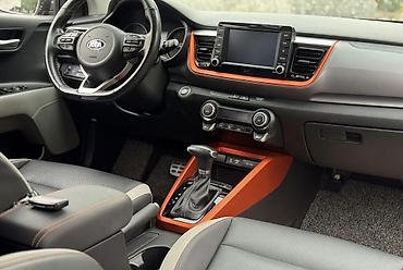 Kia: Kia Stonic: 2017 г., 1.6 л, Автомат, Дизель, Кроссовер — 9