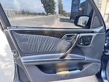 электрички машины: Mercedes-Benz A-Class: 2000 г., 4.3 л, Седан — 6