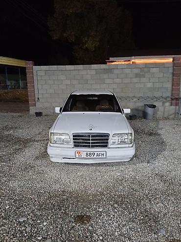 мерседес сапог грузопассажирский: Mercedes-Benz W124: 1993 г., 2.2 л, Механика, Бензин, Седан — 5