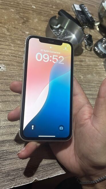 Apple iPhone: IPhone X, Gümüşü, Face ID — 4