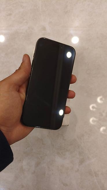 macbook pro m3 pro: IPhone 15 Pro, 128 GB, Qara, Simsiz şarj — 5