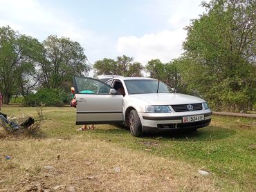 купить хендай соната в бишкеке: Volkswagen Passat: 1998 г., 1.6 л, Механика, Бензин, Седан