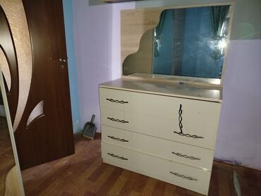 Otaq bitkiləri: Təknəfərlik çarpayı
