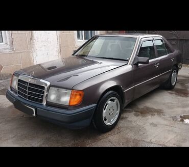 Mercedes-Benz: Mercedes-Benz 230: 1992 г., 2.3 л, Механика, Бензин, Седан