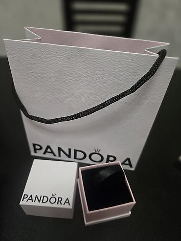 lanch box: Pandora hədiyyə dəsti – orijinal brend qablaşdırması

- Brend: PANDORA — 2