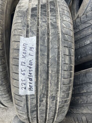 Шины: Шины 225 / 65 / R 17, Лето, Б/у, Комплект, Легковые, Япония, Bridgestone