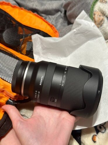 ренди ровер: Объектив Tamron 28-200mm F/2.8-5.6 Di III RXD, предназначенный для