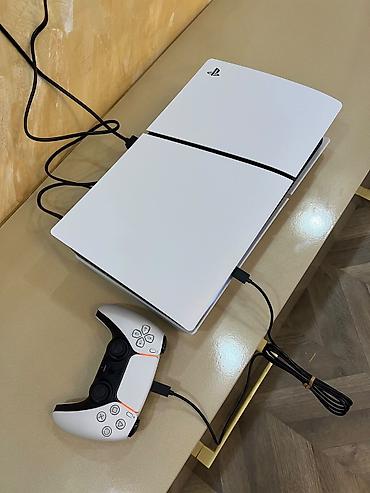 PlayStation 5 Slim oyun konsolu - Model: PS5 Slim - Yaddaş: 1 TB -