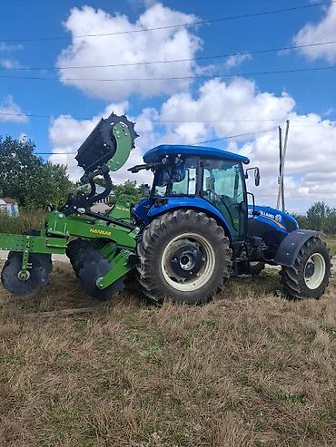 kompressor teh: New Holland mavi traktor və aqreqatlar komplekti - Güclü təkər bazası — 1
