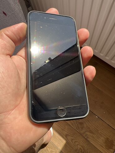 iphone 7 64: IPhone SE 2020, 64 GB, Qara, Barmaq izi, Simsiz şarj