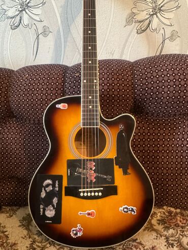 cehennemden gelen ses: Akustik gitara, 6 sim, İşlənmiş
