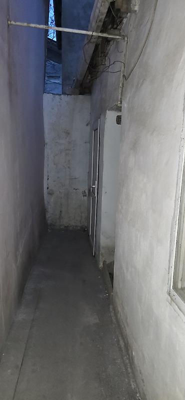 Həyət evləri və villalar: M.Ə. Rəsulzadə qəs. 8 otaq, 4 kv. m, Orta təmir — 9
