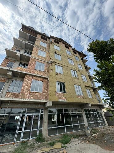 требуется квартира: Строится, 105 серия, 1 комната, 42 м²