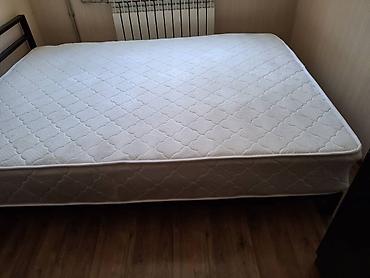 berber mirror second hand: Двуспальная кровать, Б/у, С матрасом, длина - 200 см — 2