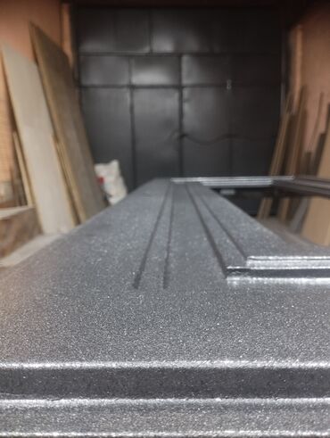 Двери для домов и квартир: Двери для домов и квартир, Металл, Другая страна производитель — 17