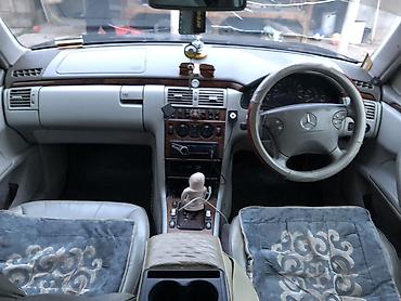 моринги: Mercedes-Benz E-Class: 2000 г., Автомат, Седан — 6