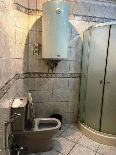 Uzunmüddətli kirayə mənzillər: Rəşid Behbudov küçəsində 5 mərtəbəli binanın 4 cü mərtəbəsi ümumi — 19