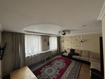 манаса московская: 3 комнаты, 96 м², Индивидуалка, 1 этаж, Старый ремонт