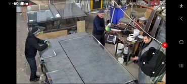 Tikinti işləri: Şüşə ofi̇s və otağ lar üçün ara kəsmə. Kəyfi̇yyatli̇. Sərfəli̇ — 3