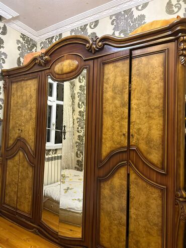 тап аз мебель б у рядом нариманов баку: RumDolab 180₼ satilir .Unvan Xezer ray &Rumi