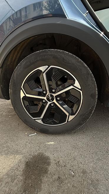 нехия 1: Kia Niro: 2022 г., 1.6 л, Автомат, Гибрид, Кроссовер — 5