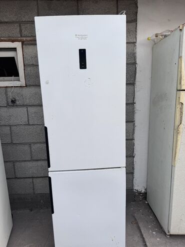 не рабочие холодильник: Холодильник Hotpoint Ariston, Б/у, Двухкамерный
