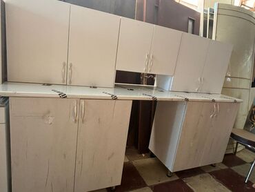 Rəflər: Mətbəx mebeli satılır 270₼. Yeni. Ölçü 2.25. Ünvan Sabunçu. 99