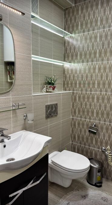 1 комнатная квартира бишкек снять долгосрочно: 2 бөлмө, Кыймылсыз мүлк агенттиги, Чогуу жашоосу жок, Толугу менен эмереги бар