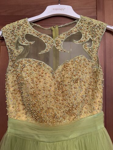 Ziyafət donları: Nisan donum olub,270 manata alinib.Cox gozel,mukemmel dondur.1 defe -da lalafo.az — 2 Ziyafət donları: Nisan donum olub,270 manata alinib.Cox gozel,mukemmel dondur.1 defe — 2