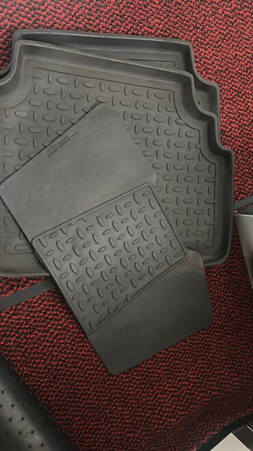 авто рассрочка бишкек без первоначального взноса: Родные Резиновые Полики Для салона Kia, цвет - Черный, Б/у, Самовывоз